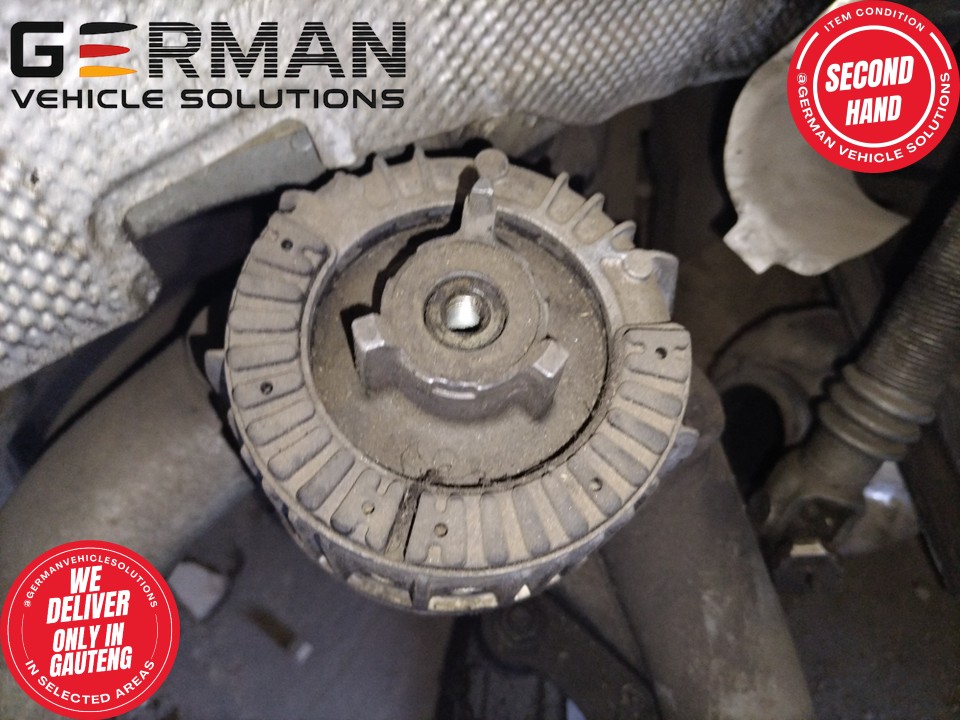 Mercedes c180 w204 engine mounting for sale - Private Seller Mercedes c180 w204 engine mounting for sale - Private Seller