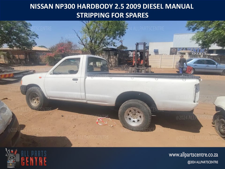 2009 Nissan Np300 Hardbody 2.5 LWB diesel manual spares
