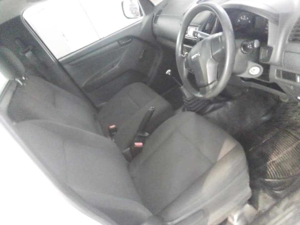 2021 ISUZU D MAX 250 SINGLE CAB  MANUAL, DIESEL, WHITE,  SPAREKEY, SERVICE BOOK