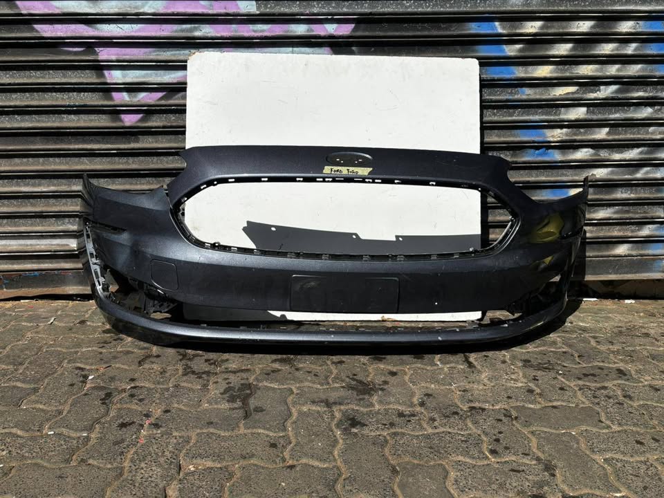 FORD FIGO FRONT BUMPER SHELL R10 - Private Seller