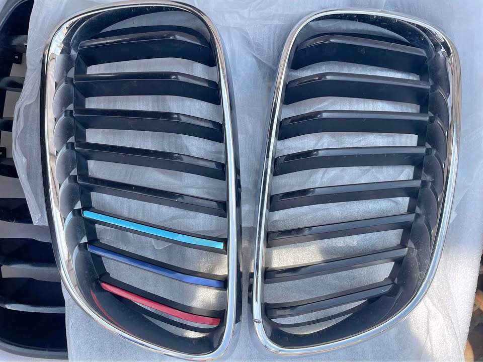 BMW F32 Grille, Diffuser, F30 Mirror Covers, Assorted BMW Grilles - Private Seller BMW F32 Grille, Diffuser, F30 Mirror Covers, Assorted BMW Grilles - Private Seller