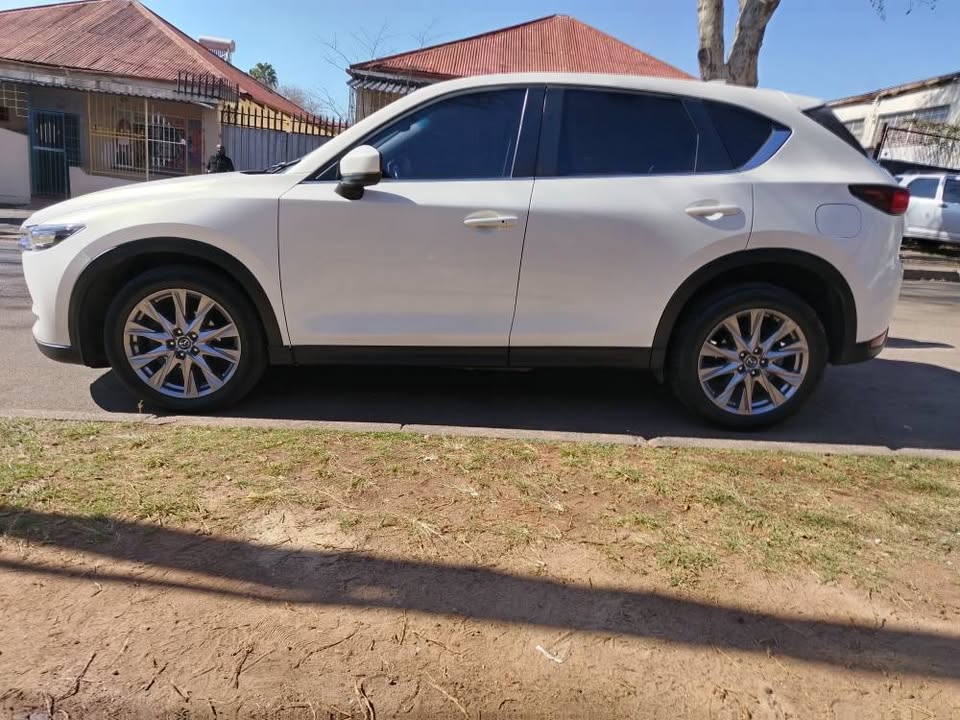 2019 Mazda CX5 SkyActive 2.0 White