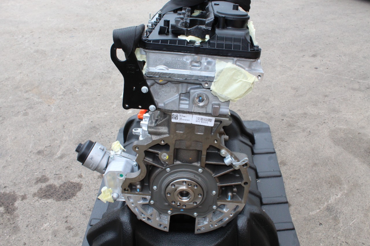 BRAND NEW ORIGINAL Ford Ranger 3.2D 5 CYLMZ-CD Engine - Private Seller