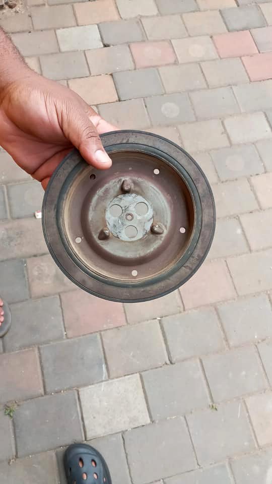 Ford ranger 2.2 crank pulley - Private Seller Ford ranger 2.2 crank pulley - Private Seller