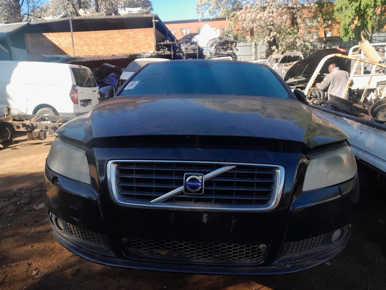 2008 Volvo S80 D5 for Stripping - Private Seller 2008 Volvo S80 D5 for Stripping - Private Seller