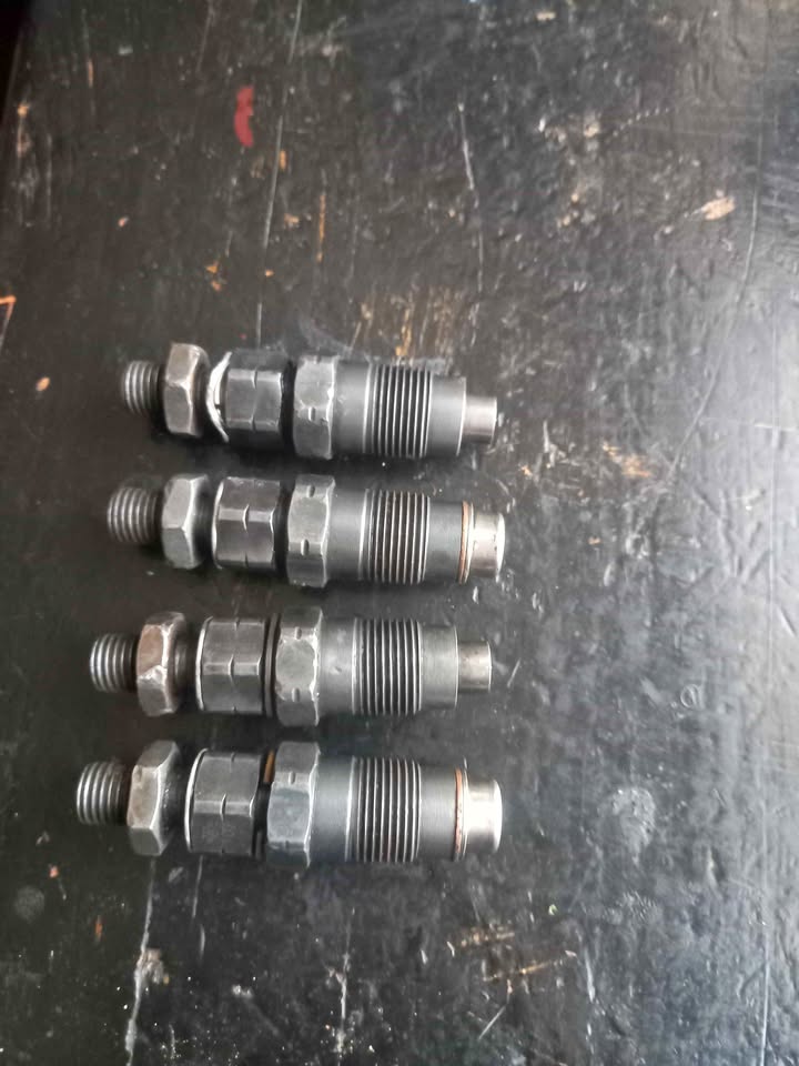 Mazda WL 2.5 injectors full set - Private Seller Mazda WL 2.5 injectors full set - Private Seller