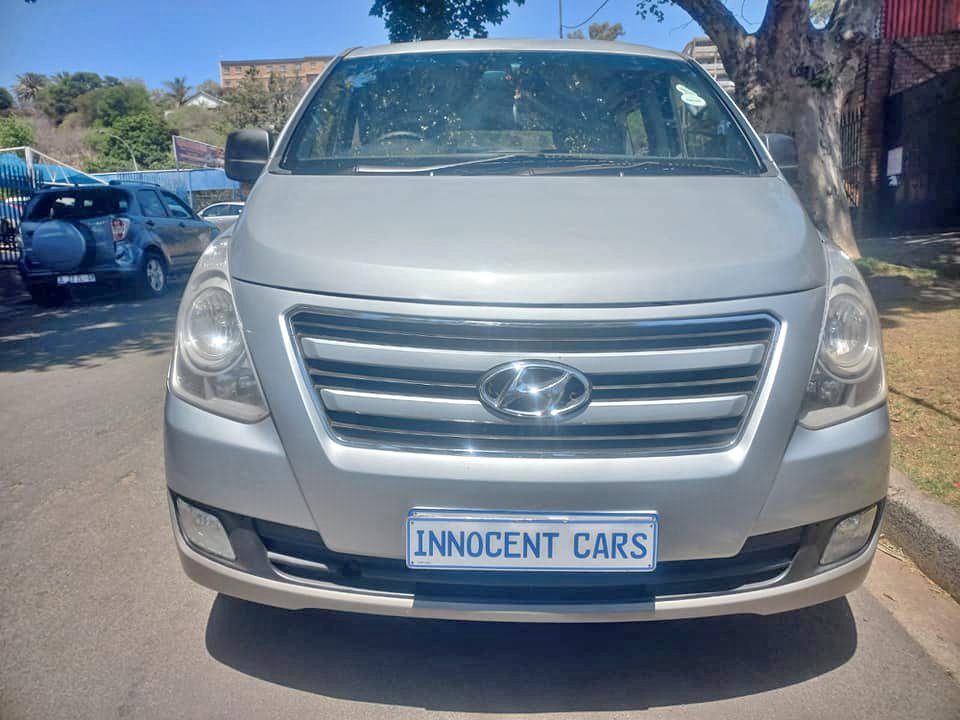 2018 HYUNDAI H1 BUS 2.5 DIESEL, AUTOMATIC, SILVER COLOR, MILEAGE 126000KMS 2018 HYUNDAI H1 BUS 2.5 DIESEL, AUTOMATIC, SILVER COLOR, MILEAGE 126000KMS