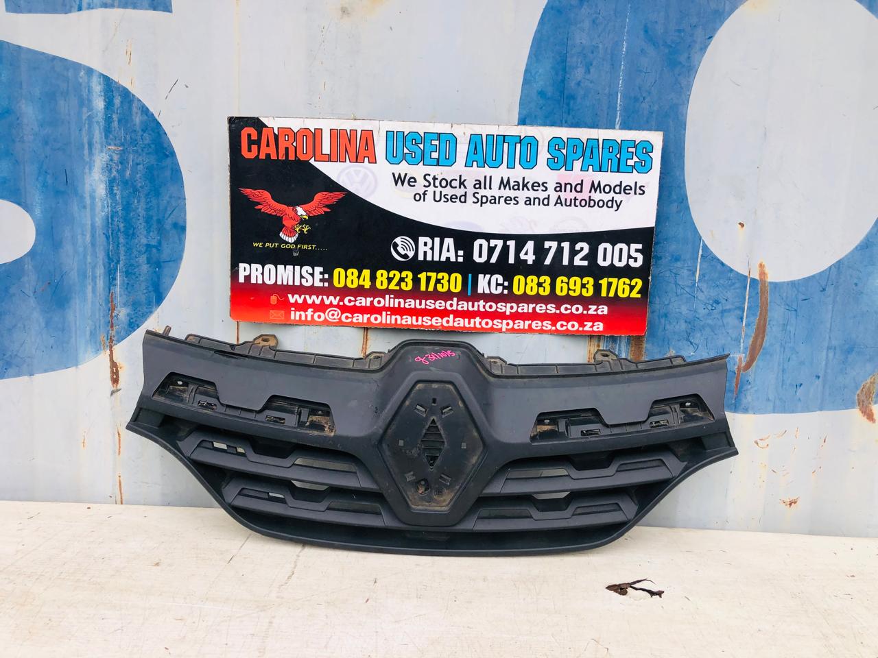Renault Kwid radiator grill no badge (2020) - Private Seller Renault Kwid radiator grill no badge (2020) - Private Seller