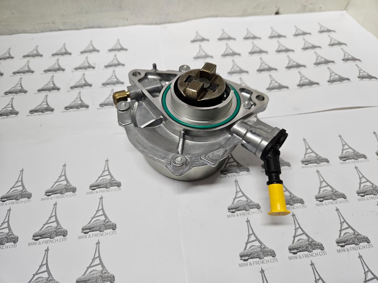 Brand-New Vacuum Pump for Mini Cooper R56 1.6 S (N18) - Private Seller Brand-New Vacuum Pump for Mini Cooper R56 1.6 S (N18) - Private Seller