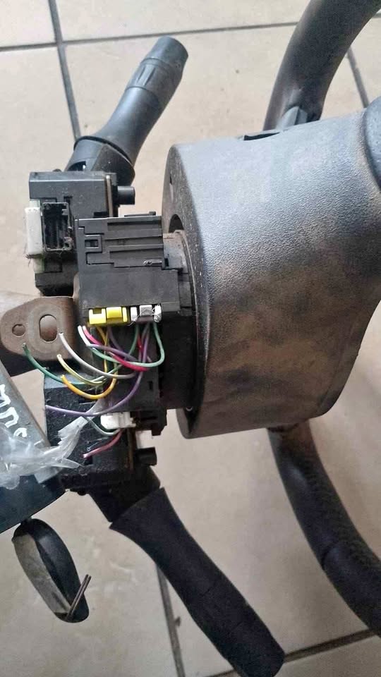 Nissan Juke combination switch