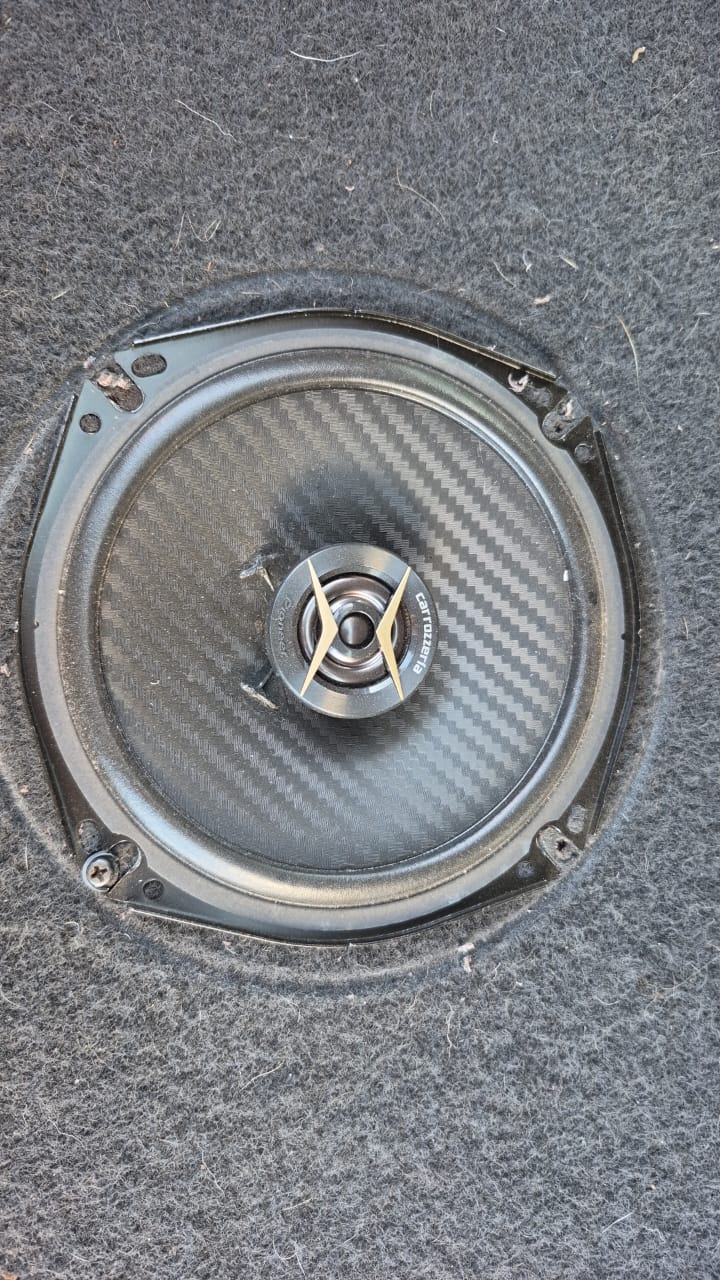 Brand: Carrozzeria, a sub-brand of Pioneer. Compatibility: Designed for car audi - Private Seller