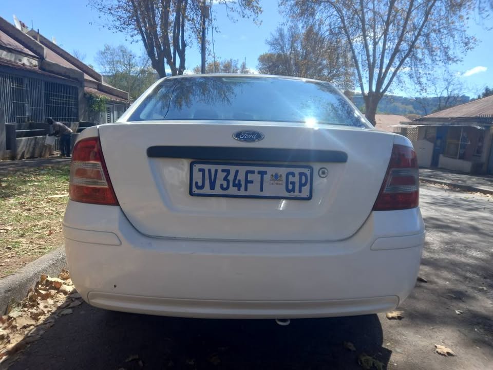 2015 Ford Icon 1.4 Petrol, Manual, White, 82000kms