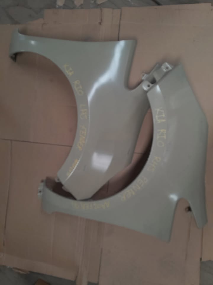 KIA RIO FENDERS FOR SALE - Private Seller KIA RIO FENDERS FOR SALE - Private Seller