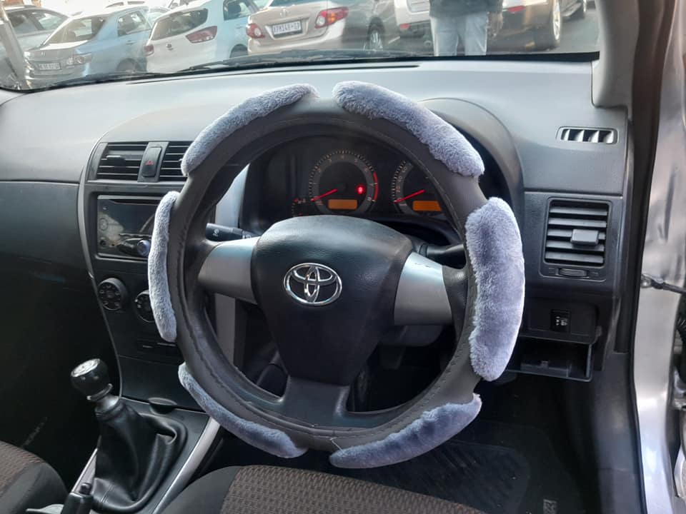 2016 TOYOTA COROLLA QUEST 1.6 MANUAL