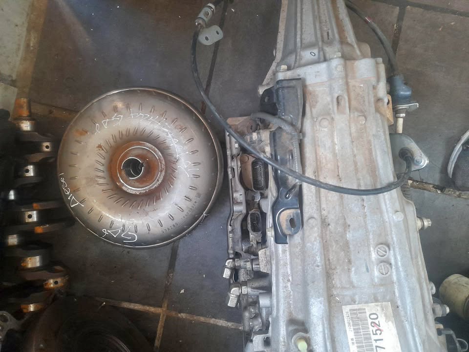 TOYOTA HILUX 2.8GD6 AUTO GEARBOX AVAILABLE - Private Seller TOYOTA HILUX 2.8GD6 AUTO GEARBOX AVAILABLE - Private Seller