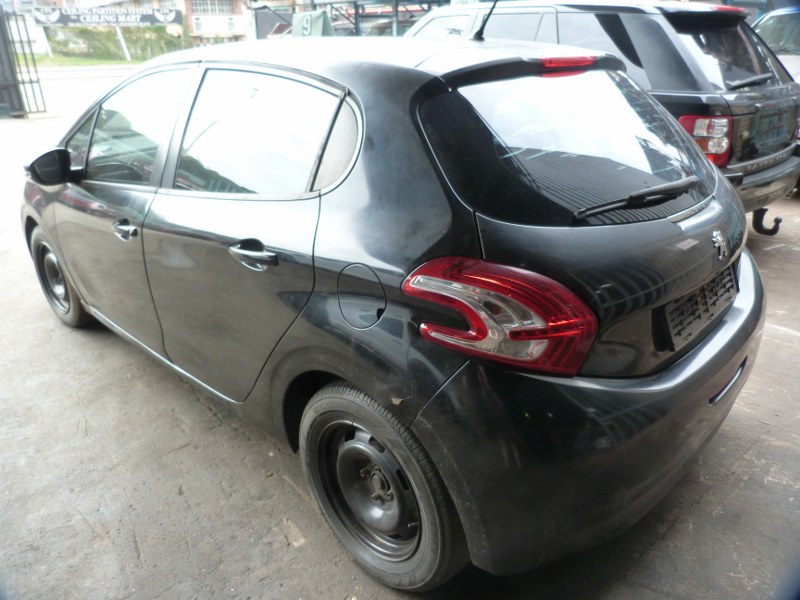 Peugeot 208 1.2 VTi Active Manual Black - 2013 STRIPPING FOR SPARES - Private Seller