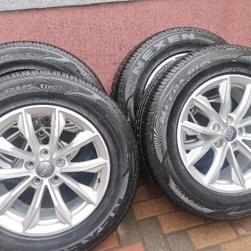 AUDI Q5 17INCH MAGS AND TYRES - Private Seller AUDI Q5 17INCH MAGS AND TYRES - Private Seller