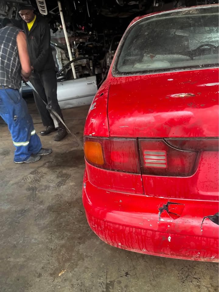 Hyundai Sonata Stripping - Private Seller Hyundai Sonata Stripping - Private Seller