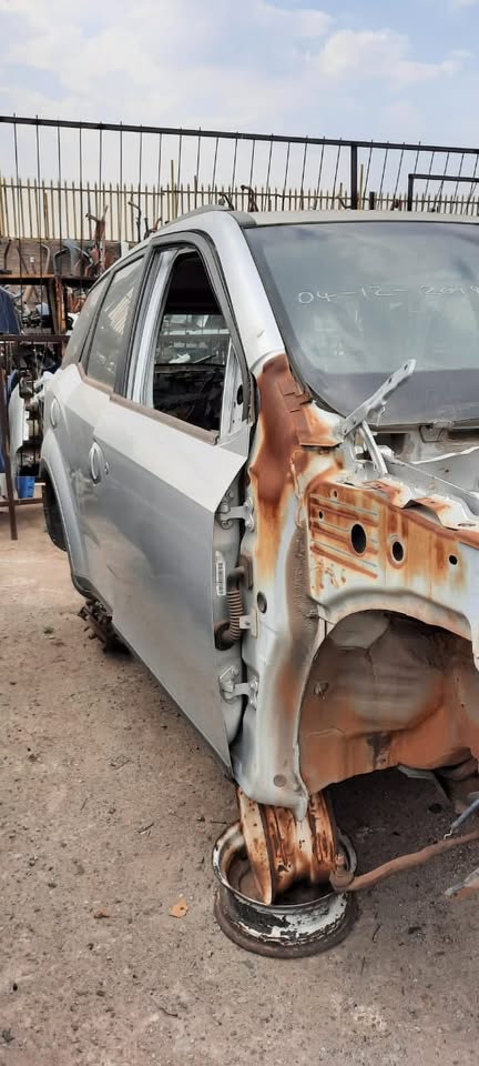 XUV500 Mahindra Stripping for spares - Private Seller XUV500 Mahindra Stripping for spares - Private Seller