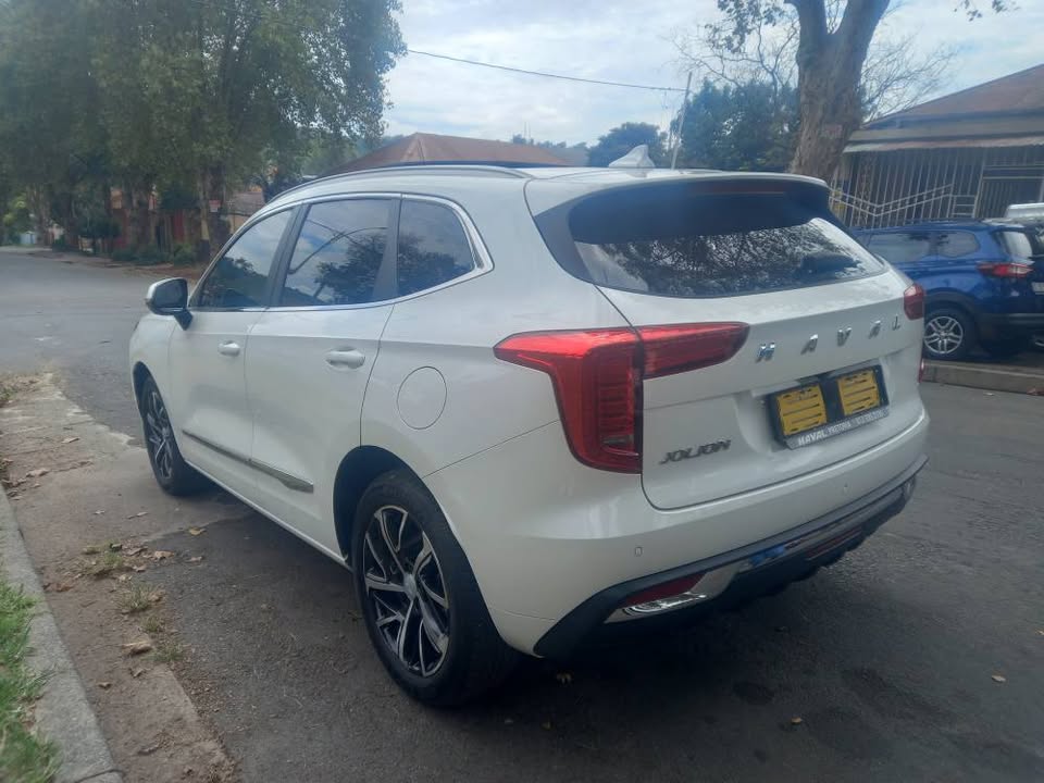 2023 HAVAL JOLION 1.5 LUXURY,  AUTOMATIC, WHITE, 26000kms