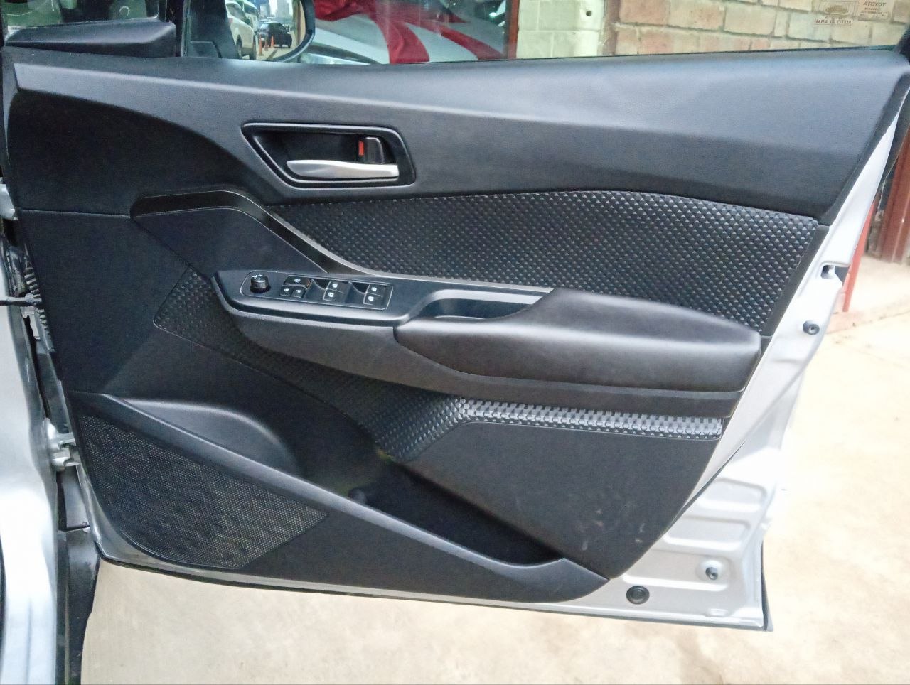 Preloaded Image 19