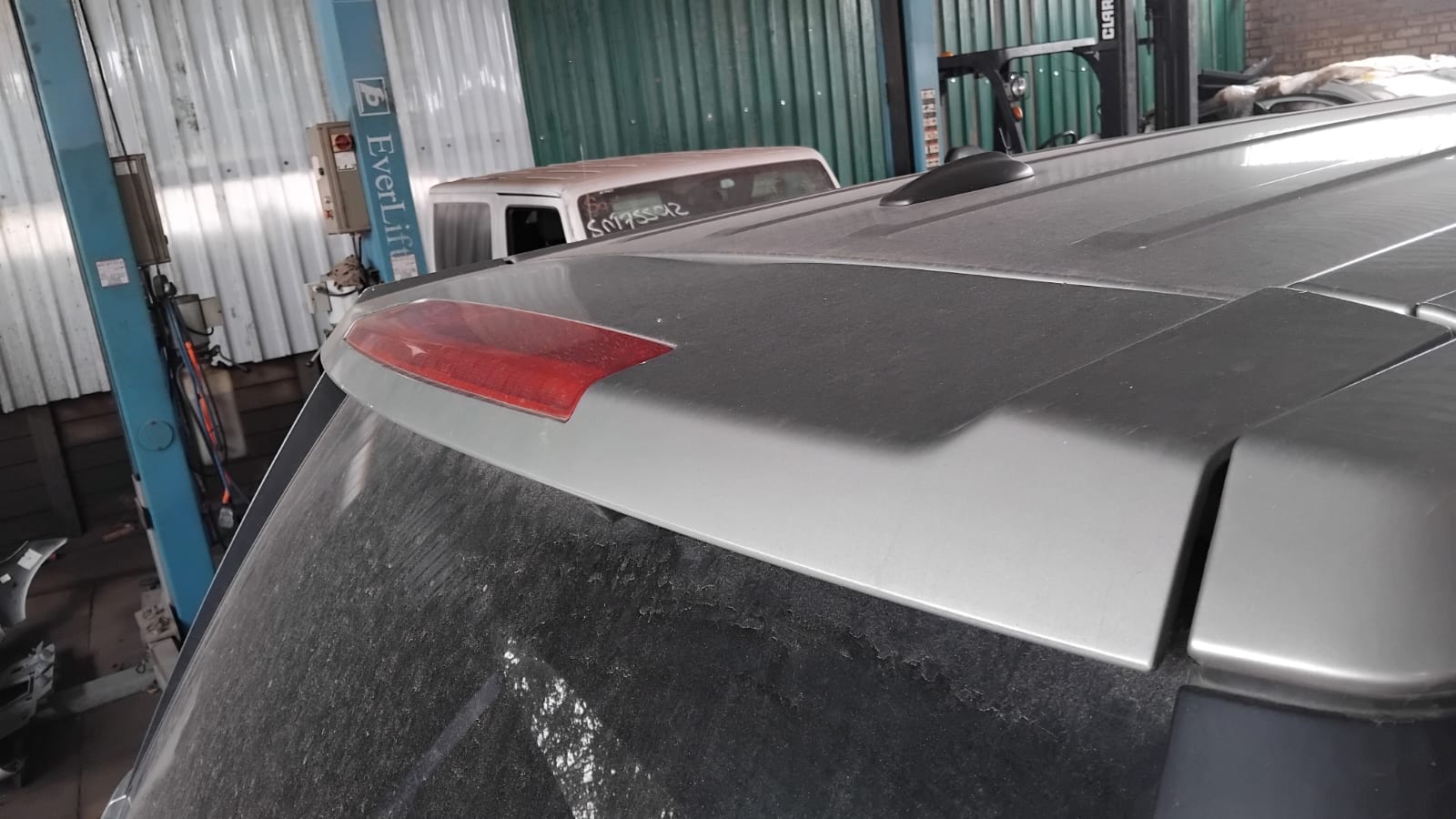 2010 Range Rover Vogue 5.0 V8 SC Boot Spoiler for sale