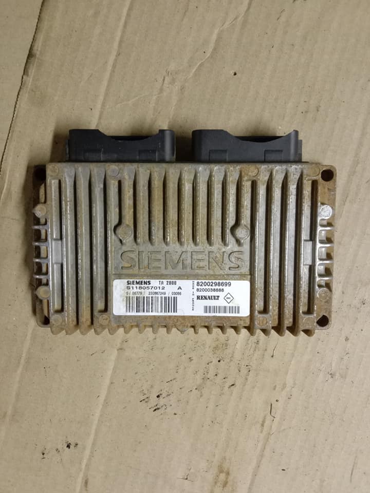 RENAULT SCENIC 1(ECU) for  AUTOMATIC GEARBOX - Private Seller