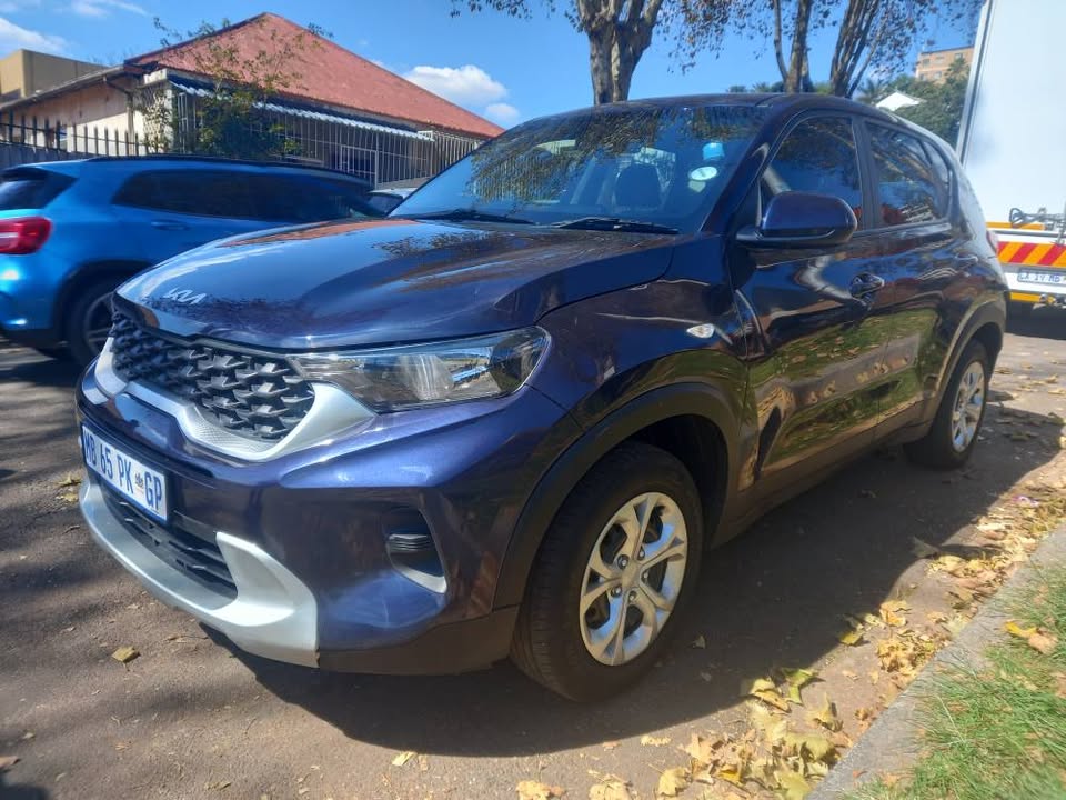 2023 Kia Sonet 1.5 Petrol, Automatic, Blue, Service book, 36000kms Reverse Camera.