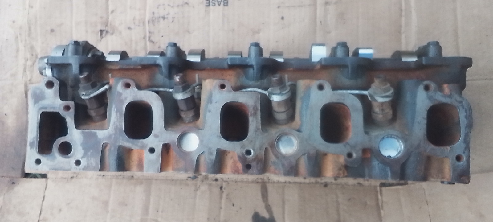 Toyota 5 L cylinder head - Private Seller