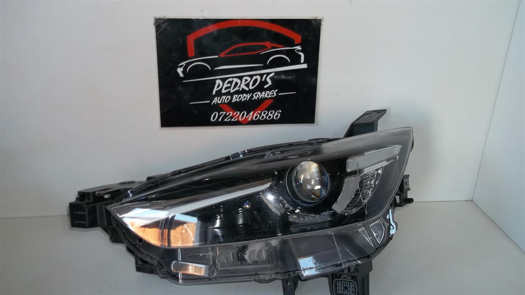 Mazda CX3 Left Headlight (LED Adaptive) - Private Seller Mazda CX3 Left Headlight (LED Adaptive) - Private Seller