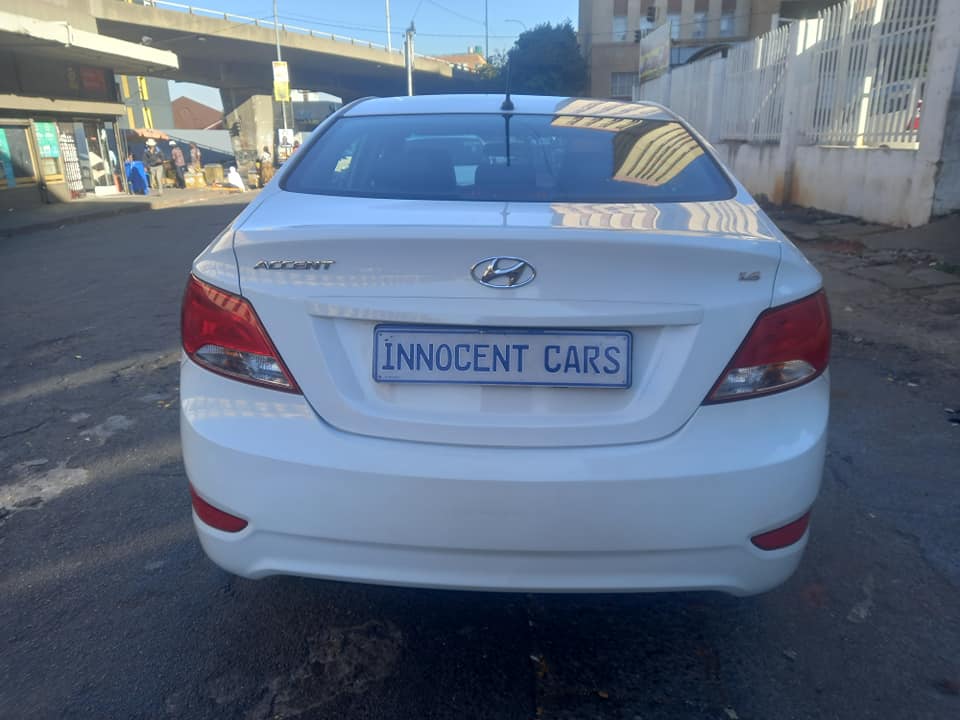 2016 HYUNDAI ACCENT 1.6 PETROL, MANUAL, WHITE COLOUR