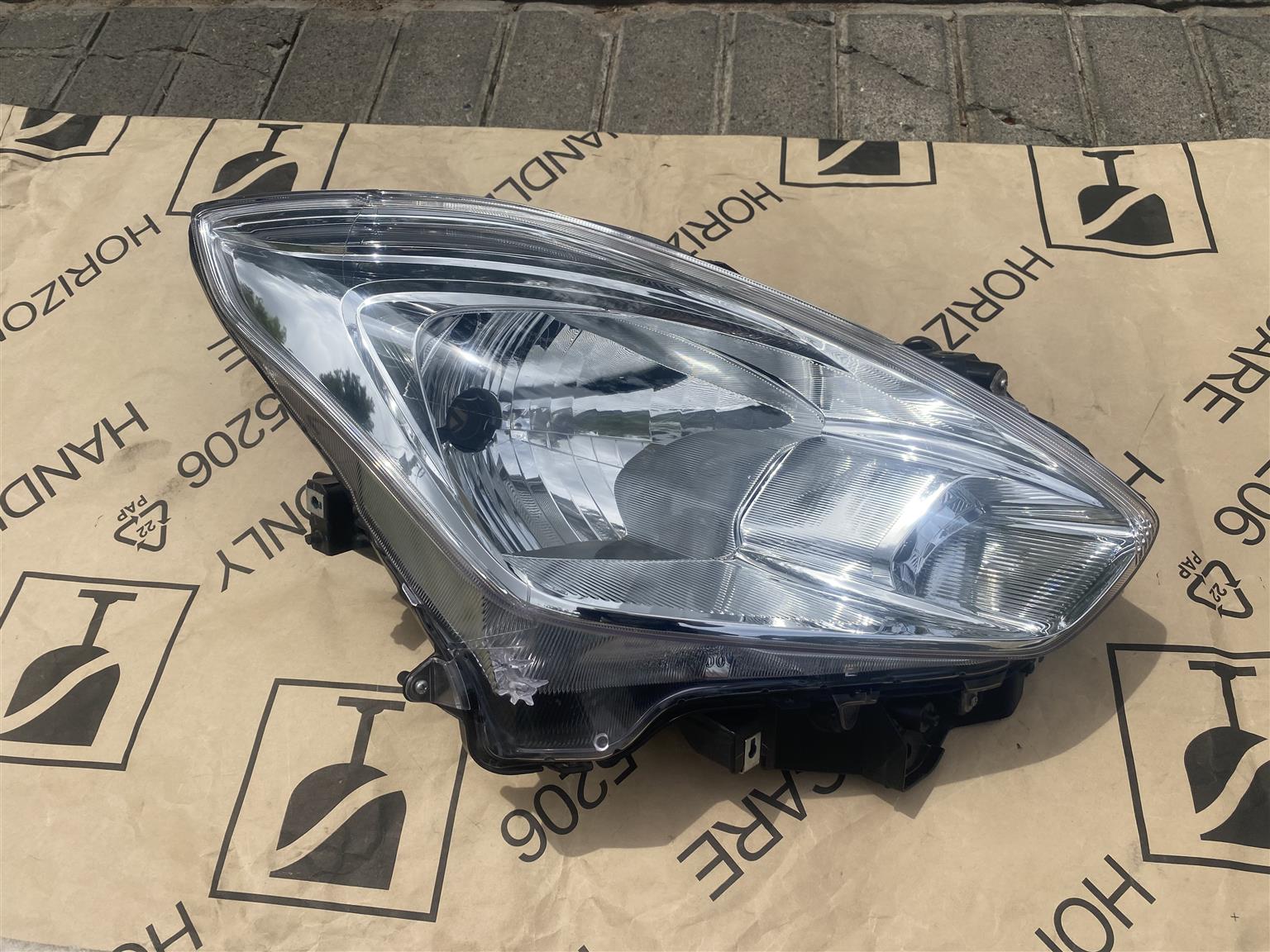 2023 SUZUKI SWIFT HEADLIGHT RIGHT SIDE FOR SALE. IN EXCELLENT CONDITION - Private Seller 2023 SUZUKI SWIFT HEADLIGHT RIGHT SIDE FOR SALE. IN EXCELLENT CONDITION - Private Seller