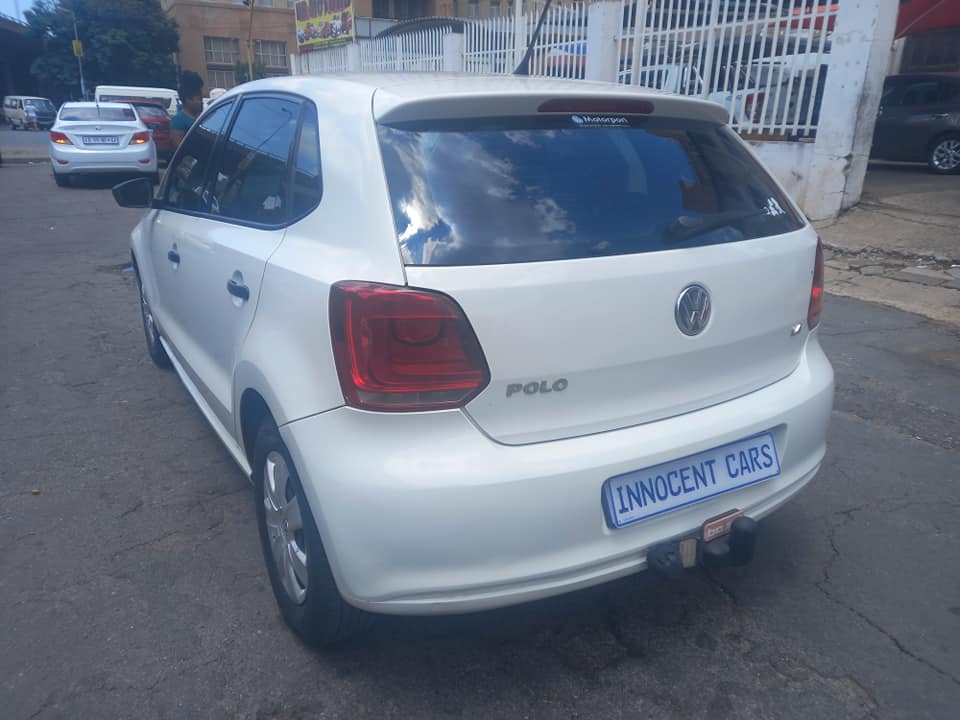 2010 VW POLO 6 1.4 PETROL, TRENDLINE MANUAL TRANSMISSION, WHITE COLOUR, 96000KM