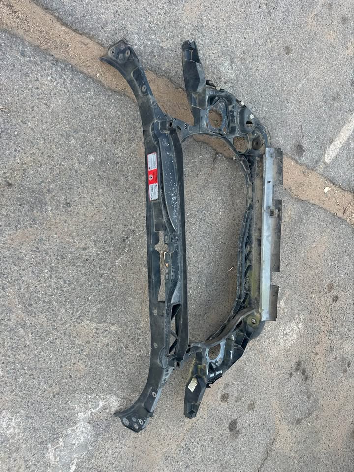 Audi a4 cradle - Private Seller