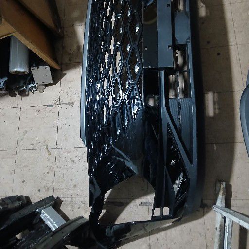 chery omoda bumper - Private Seller chery omoda bumper - Private Seller