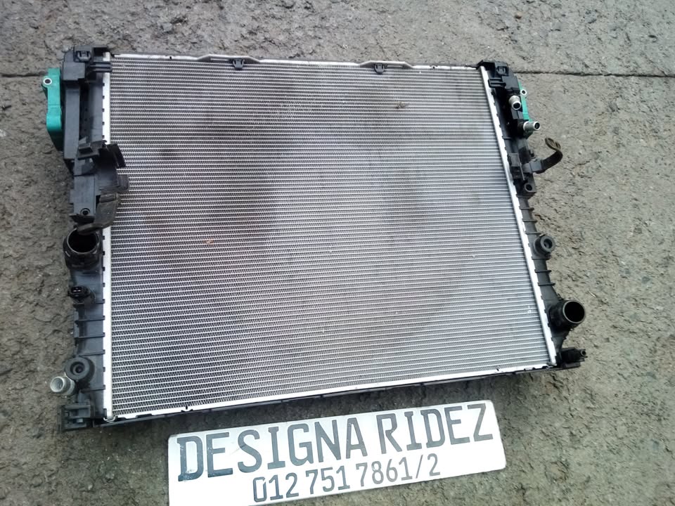 BMW V12 7 SERIES G11/G12 COOLING RADIATOR - Private Seller BMW V12 7 SERIES G11/G12 COOLING RADIATOR - Private Seller