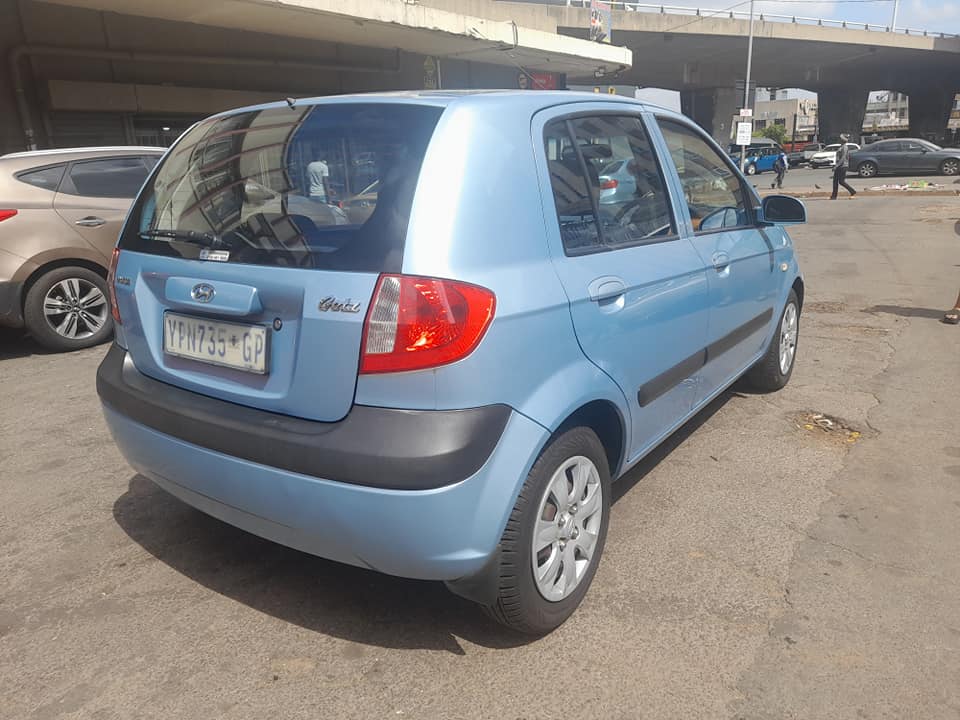 2010 Hyundai Getz 1.4 HS 80000km Available Contact Leon on