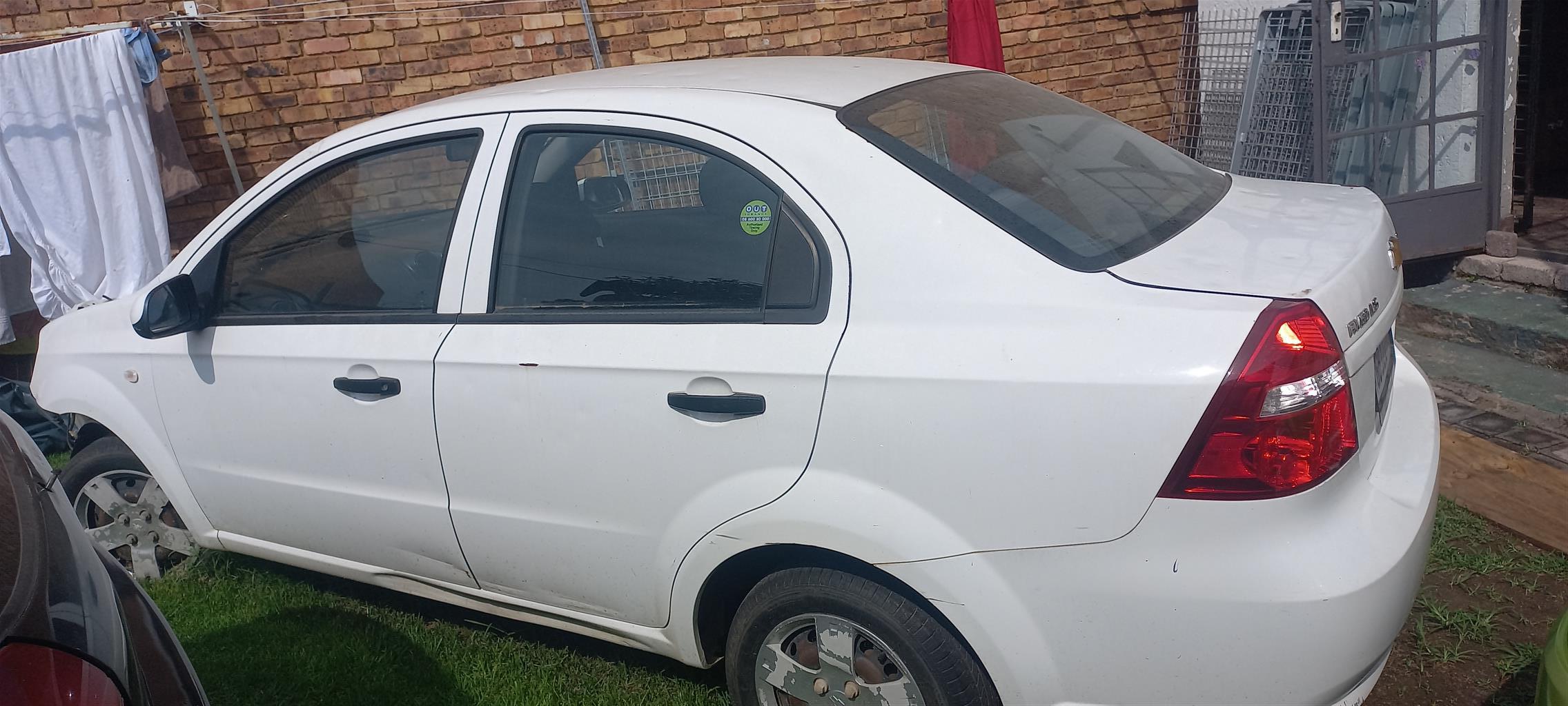 Chev avio 2010 1.5 stripping for parts