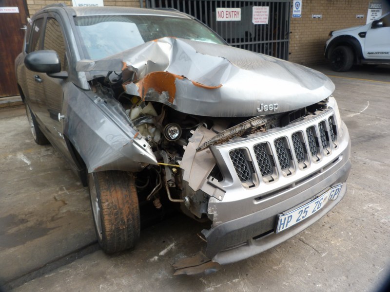 Jeep Compass 2.0 CVT Ltd AT Silver - 2012 STRIPPING FOR SPARES - Private Seller Jeep Compass 2.0 CVT Ltd AT Silver - 2012 STRIPPING FOR SPARES - Private Seller