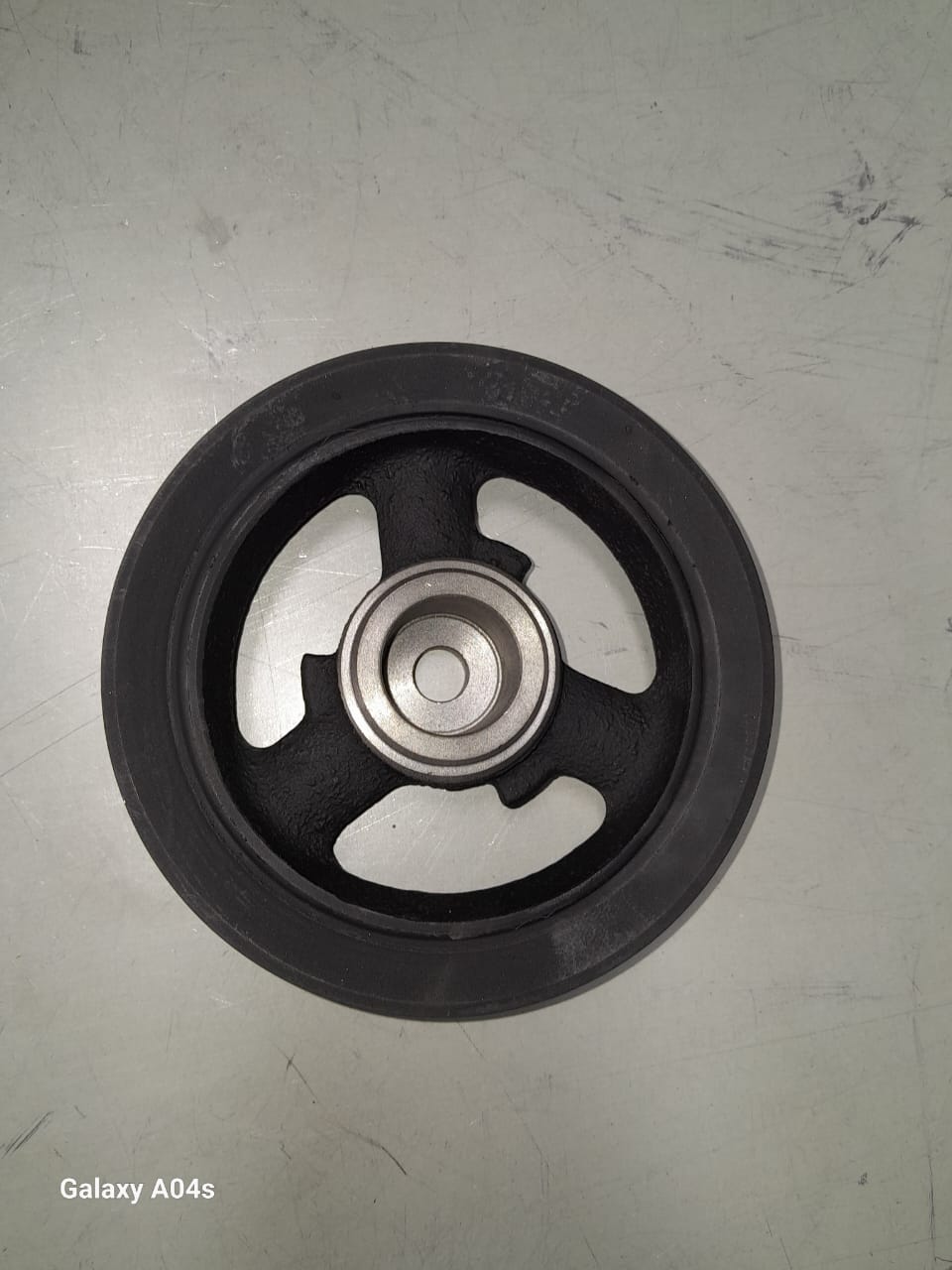 MINI-COOPER R50 OR R52 1.6 CRANK PULLY FOR SALE - Private Seller