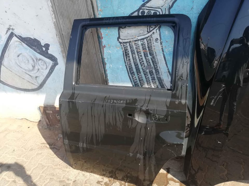 Jeep patriote left rear door shell - Private Seller