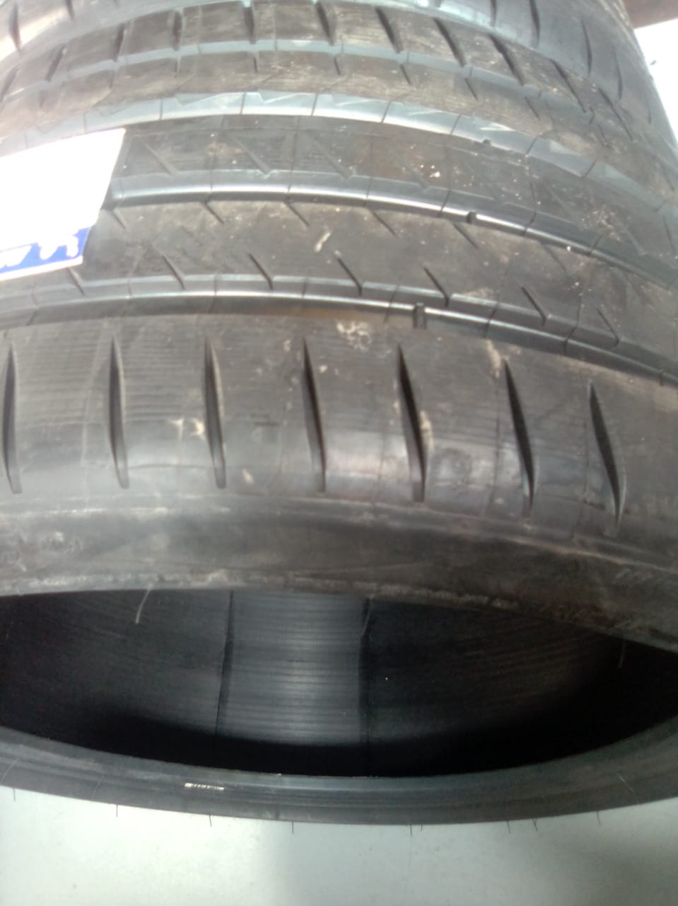 Tyres Michelin Brand New Pilot Sport 2 x 295/30.
