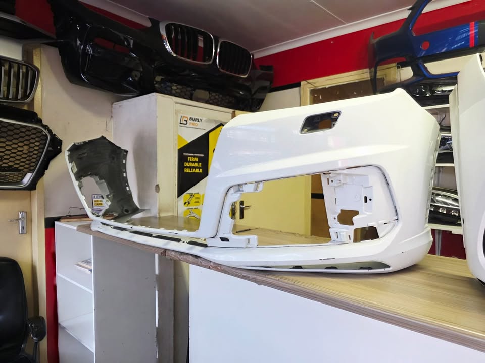 2020 Q7 AUDI FRONT BUMPER FOR SALE - Private Seller 2020 Q7 AUDI FRONT BUMPER FOR SALE - Private Seller