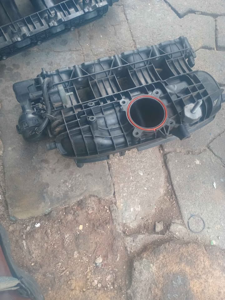Vw Jetta Audi A3 intake manifold - Private Seller Vw Jetta Audi A3 intake manifold - Private Seller