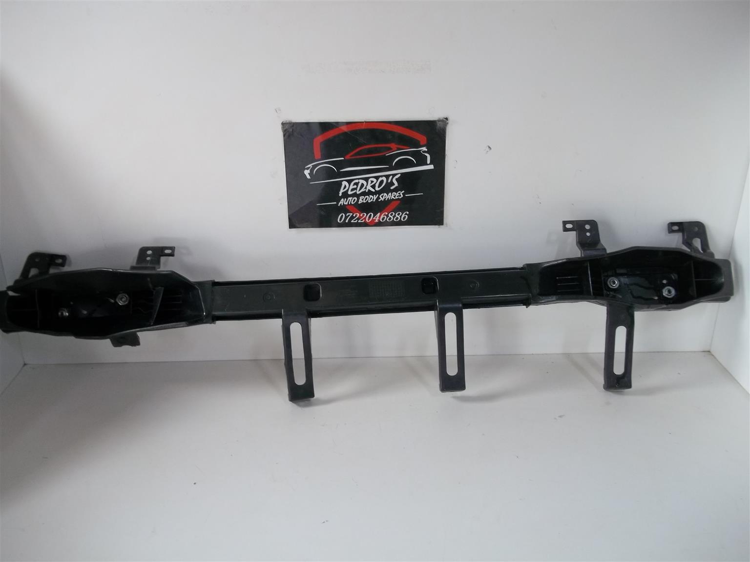 Hyundai I10 rear bumper stiffener - Private Seller Hyundai I10 rear bumper stiffener - Private Seller