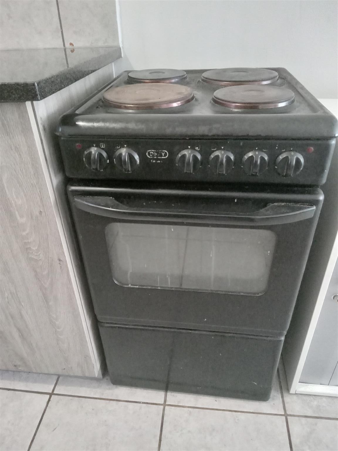 Defy 4 plate stove for sale Junk Mail