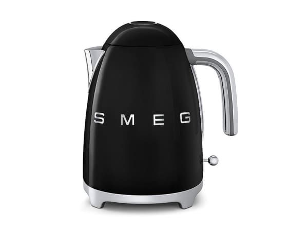 Smeg Kettle brand new in the box black in colour.
