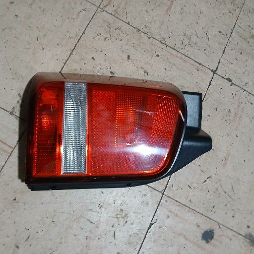 vw t5 taillight - Private Seller vw t5 taillight - Private Seller