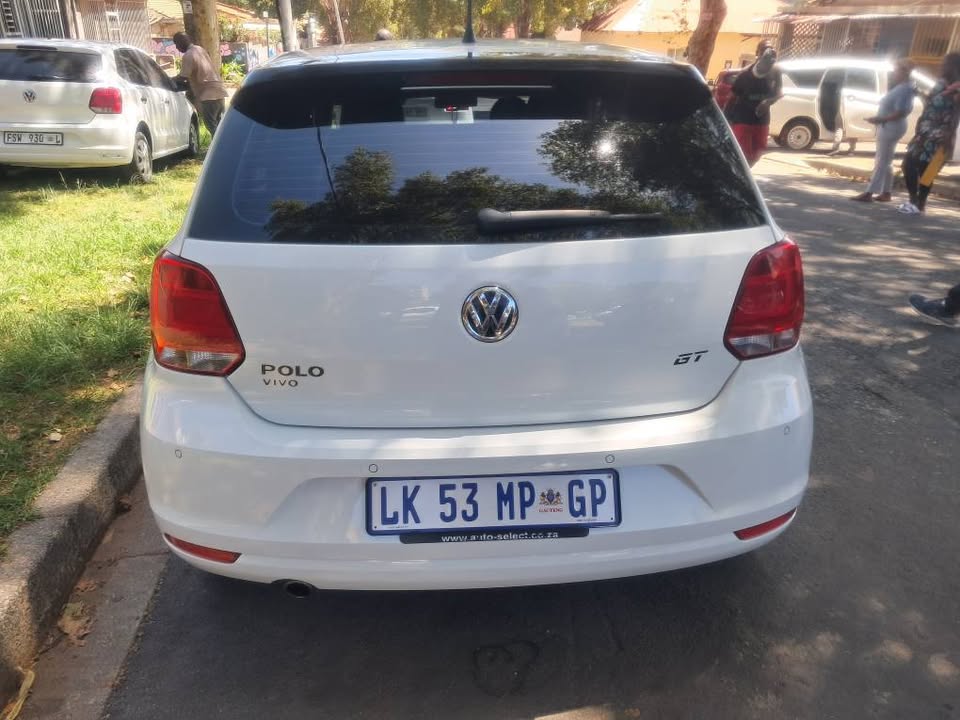 VW polo Vivo 1.0 GT 2020 white manual petrol code2