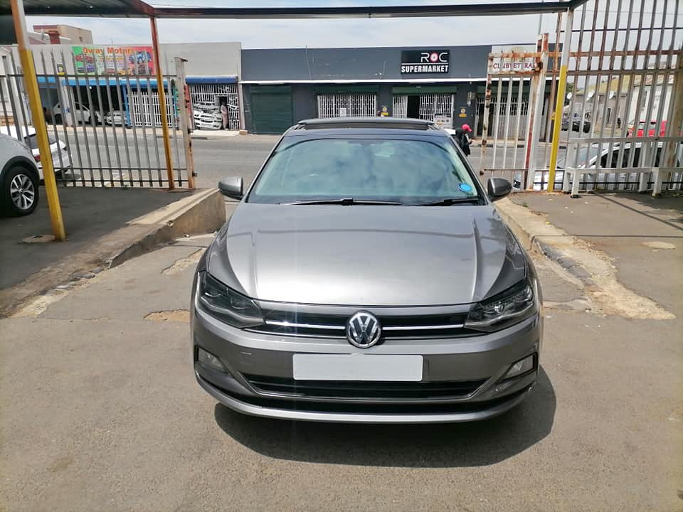 2019 Volkswagen polo 8 1.0 TSI with a Sunroof 2019 Volkswagen polo 8 1.0 TSI with a Sunroof